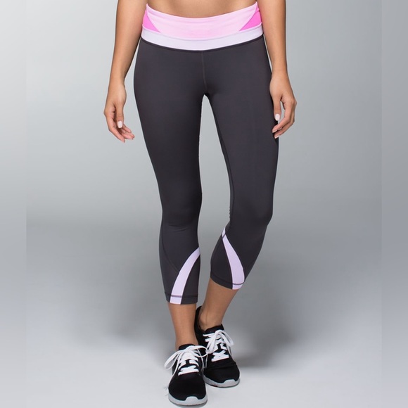 lululemon athletica Pants - Lululemon Inspire Crop II Leggings